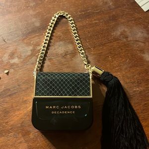 Marc Jacobs Decadence perfume 1.7 floz